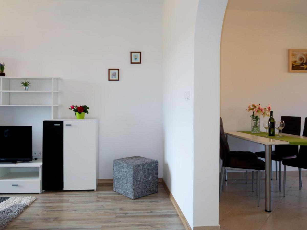 Kornić Apartment Rosic - Krk217 By Interhome מראה חיצוני תמונה
