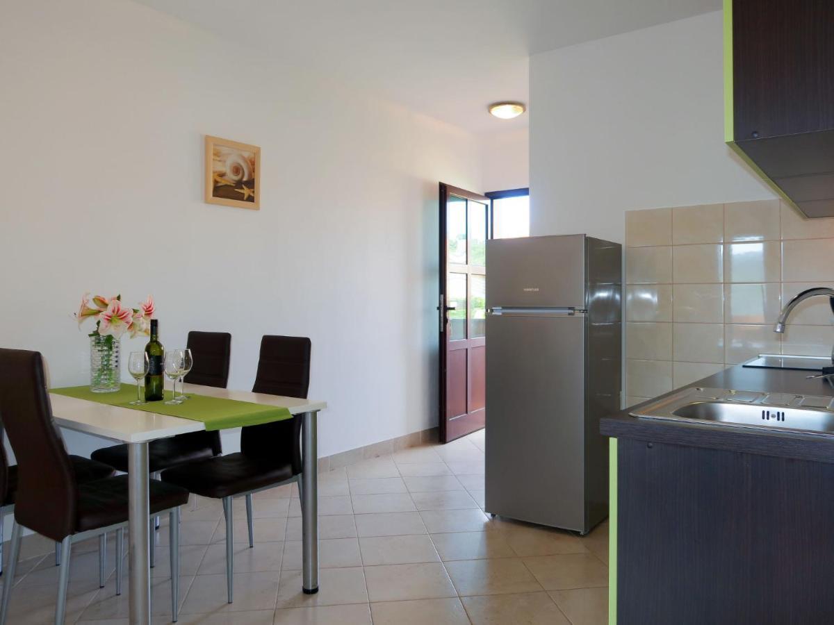 Kornić Apartment Rosic - Krk217 By Interhome מראה חיצוני תמונה