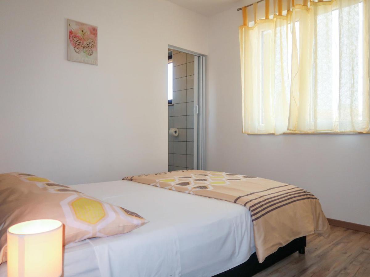 Kornić Apartment Rosic - Krk217 By Interhome מראה חיצוני תמונה